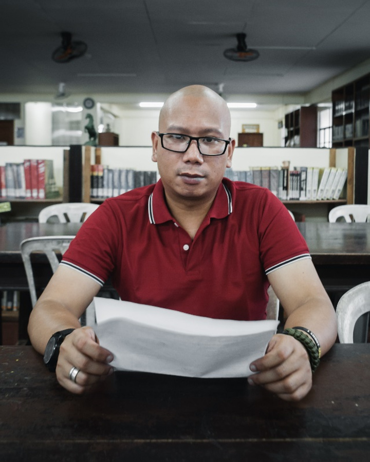 Filipino registered nurse, Carlo Tabalina. Photo by: Ryan Abello.